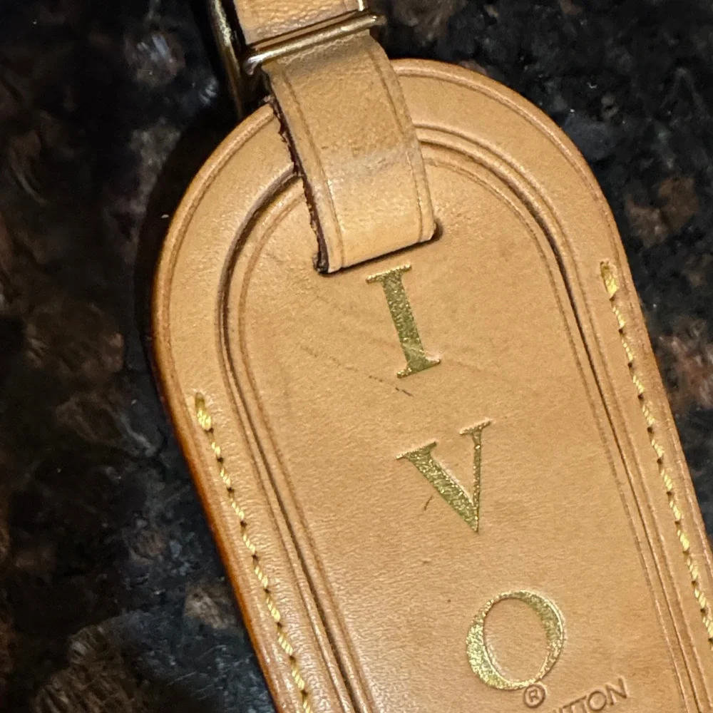 Louis Vuitton Beige Leather Tag